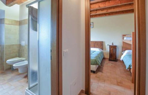 Awesome Apartment In Loiano With Wifi - Foto 19