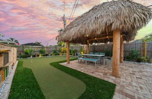 Island Oasis with Heated Pool Private Tiki Bar! - Foto 35
