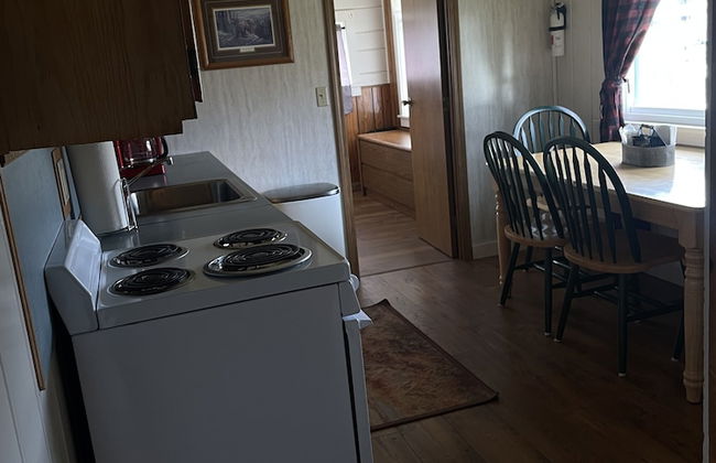 Travellers Rest Cabins and RV Park - Photo 23