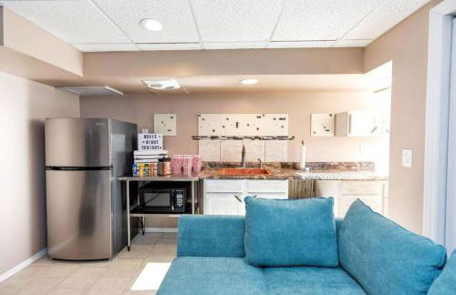 *NEW* Beautiful 3 floor Townhome with Sauna - Foto 35