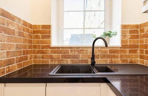 Central, Bright 2 Bed Flat - Pool & Sauna - Foto 18