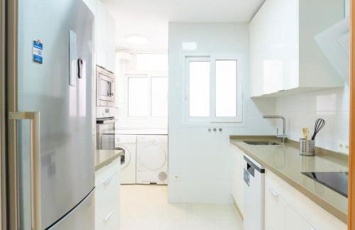 Walking to the Beach of Palo and Pegregalejo - Foto 4