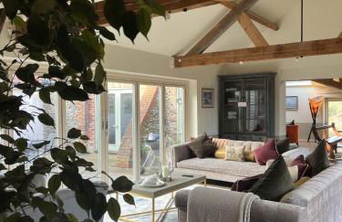 Plover House - Photo 3