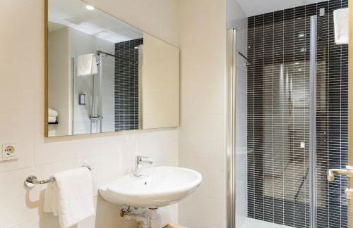 APARTHOTEL SALBURUA - Foto 14