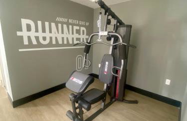 Aconchego e localização, a 10 minutos de CAMINHADA da praia e a 26 minutos de carro do RIR26, com vaga de garagem e 2 banheiros para maior conforto dos nossos hóspedes - Foto 35