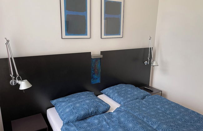 WHLIVING - Apartments & Studios - Photo 4