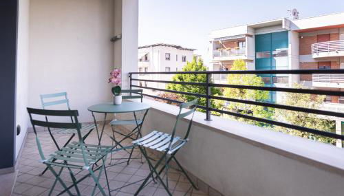 NEST LIVING Evergreen - Peaceful Stay with Terrace - Foto 3