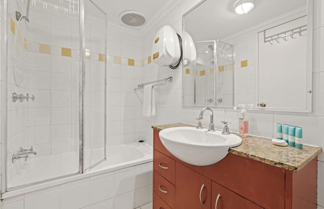 Comfy Coogee 1 Bedroom Hideaway - Photo 13