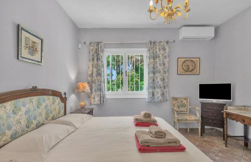Villa Arin - Beachside Family Home by Finest Rentals - Photo 9