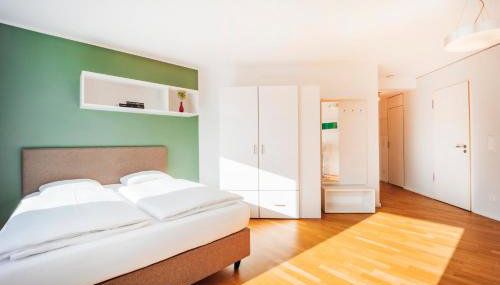 Brera Serviced Apartments Nürnberg - Photo 2, wardrobe