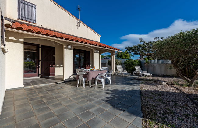 3 bedroom House in Saint-Cyprien with garden and terrace - Photo 26