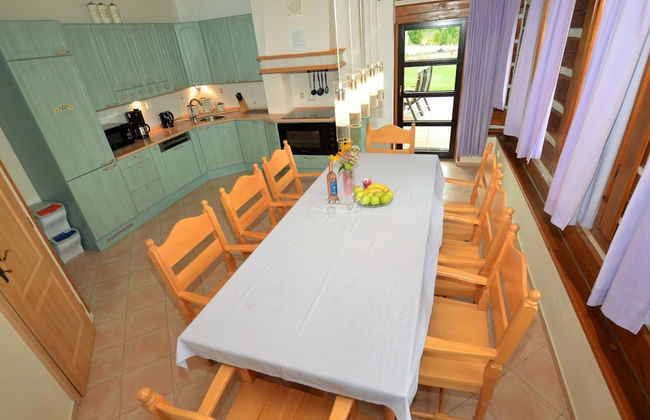 Stupna Holiday Home With Garden - Photo 8