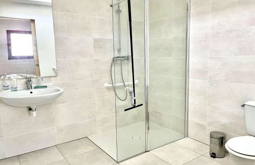 Maison T5 rénovée PMR centre Locmiquélic pour 7 personnes - FR-1-479-228 - Photo 8