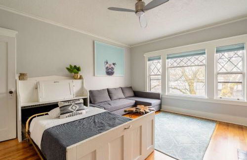 Stay Portland - Portland Classic - Parks, Eateries & Local Shops - Photo 14