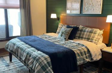 Newly Renovated Ski In Ski Out 2BR Condo - Foto 18