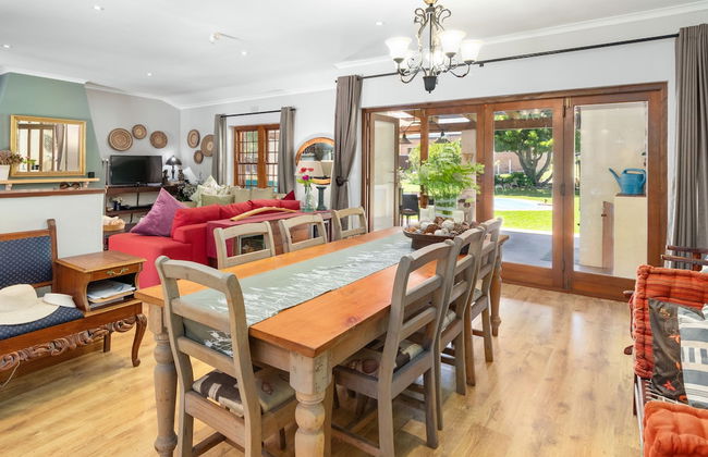 Panaderos - Photo 22