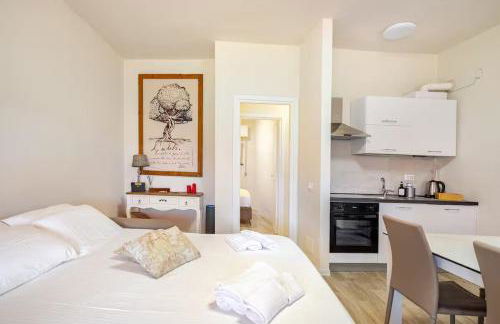 NIDO TRA GLI ULIVI - Foto 1