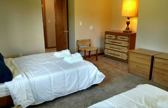 Harbor View Haven by Avantstay Private Backyard - Photo 23