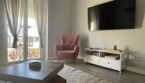 Centrally Located Spacious Private Apartment BuenaVista in Grao with Rooftop - Photo 4