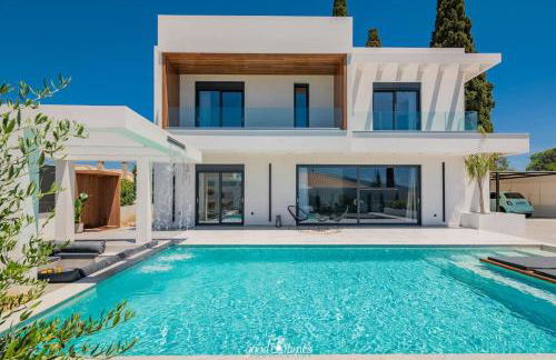 Nefele Luxury Recidency, A Concealed Delight by MindYourVilla - Foto 36