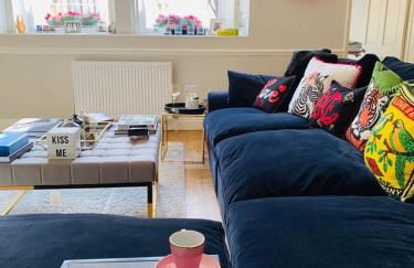 Boutique Bath apartment with 2 beautiful bedrooms - Photo 35