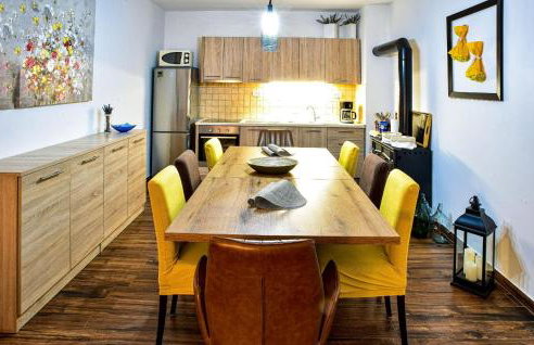 Stunning Home In Smokovic - Photo 3