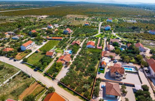 MY DALMATIA - Holiday home Nadalina with private pool and jacuzzi - Photo 55