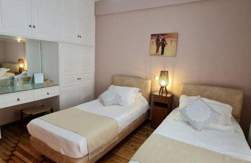 Oasis Grand House-large balcony with sea view - Photo 20