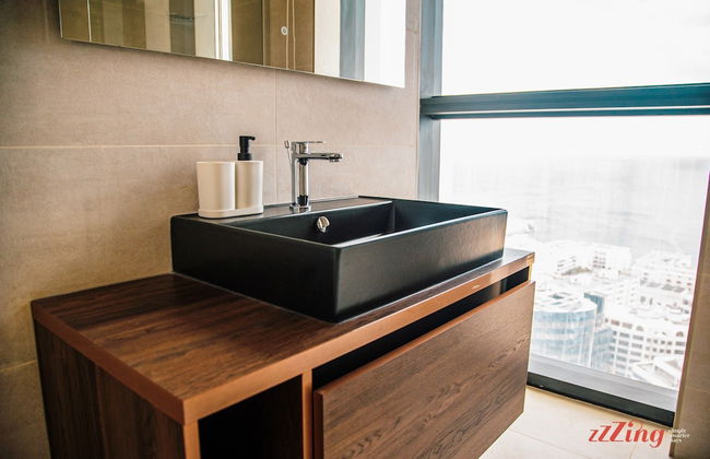 Your Luxury Retreat at Mercury Towers - Foto 12