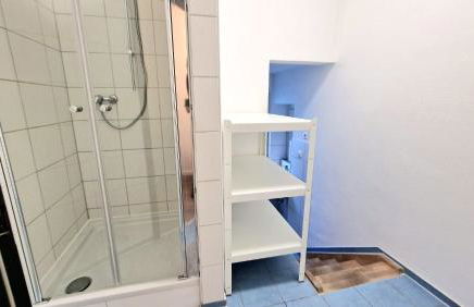 Modern 6-Bedroom Apartment with Rooftop Terrace, free Wi-Fi and Parking- MND01 - Foto 21