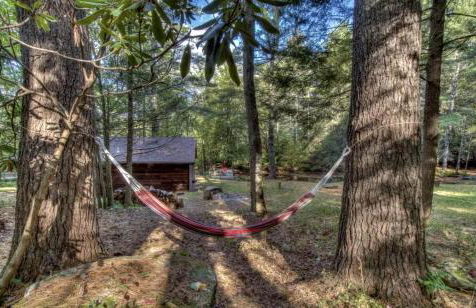 Cozy Cottage Rental with Small Private Pond in Canadensis, Pennsylvania - Foto 13