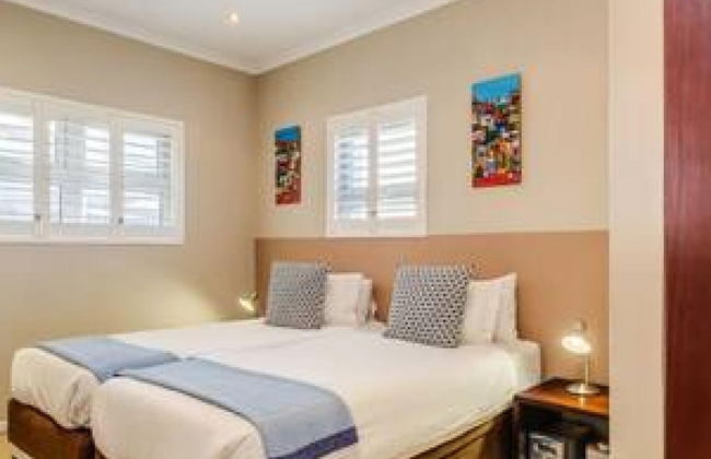 Secure Holiday Apartment w Private Pool Calico - Photo 60