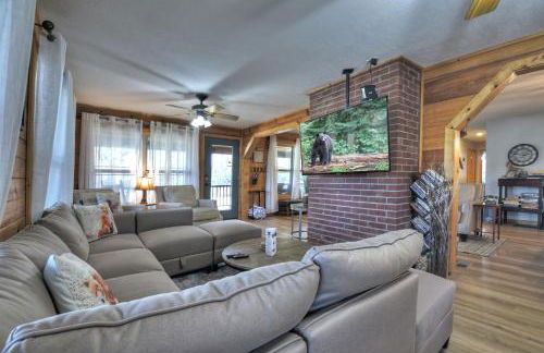 Moon Tower Cabin - Beautiful Water Views Firepit More - Foto 6