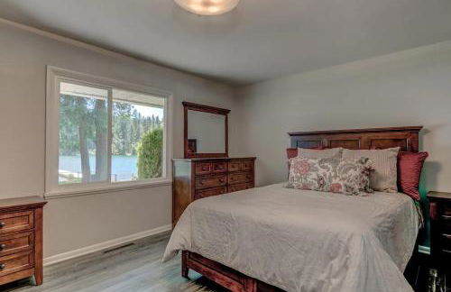 Welk Manor Private Waterfront Retreat on the Spokane River - Foto 7