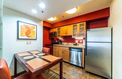 Metro Extended Stays Phoenix - Photo 32