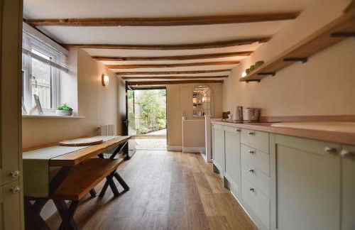 Blossom Lodge - Photo 4