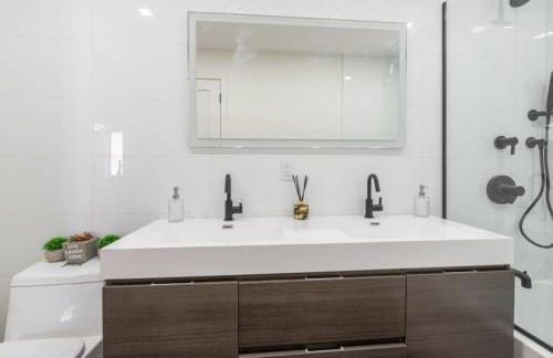 3BR Penthouse with Massive Private Rooftop - Foto 12