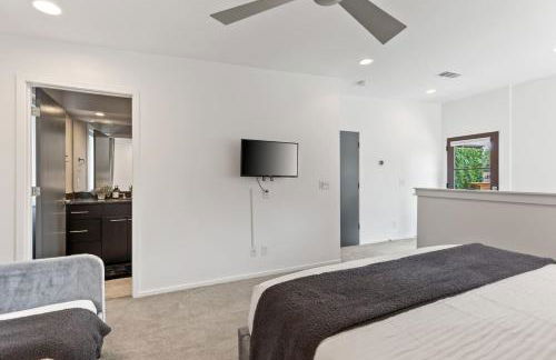 12 South Home WALK to Belmont with Deck and Patio - Foto 31