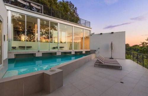 Spacious 4BR Retreat with Private Pool, Pool Table and Fast Wi-Fi Sleeps 9 Quiet Clinton Location - Foto 53