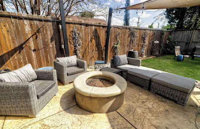 Spring Branch Haven - Cozy 3BR Oasis, Pet Friendly - Foto 41