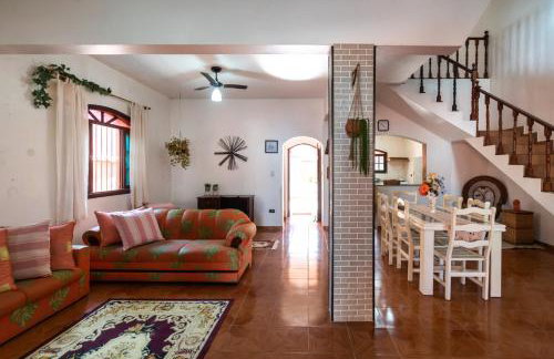 Itanhaém Casa ampla com piscina e churrasqueira a 300m da praia - Foto 17