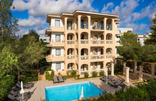 Apartamentos s'Olivera - Photo 46