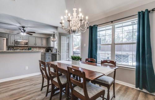 Rockwall Luxury Retreat-Pool/Spa/Patio/Gameroom - Foto 24