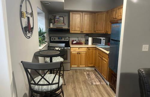 A Newly executive basement Apartment - Foto 14