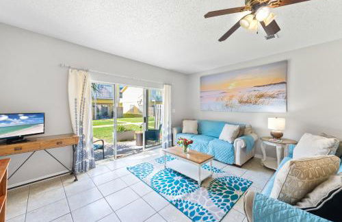 Beach House 5min walk to beach, pool, close to shops and activities - Foto 4