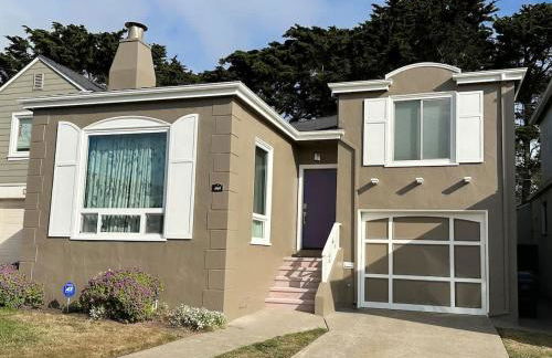 Mid-Century Modern Home in Daly City - Photo 2