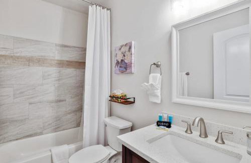 FirepitBBQHot TubKingFull KitchenSmartTVPets - Foto 17