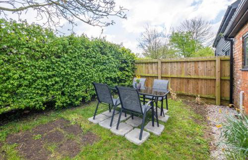 East Wing at Champaignes Toft, Mendlesham - Foto 22