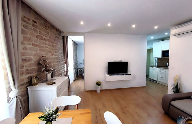 Rialto Luxury Apartment - Photo 11
