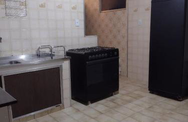 Apartamento amplo 10 mim da praia - Foto 46